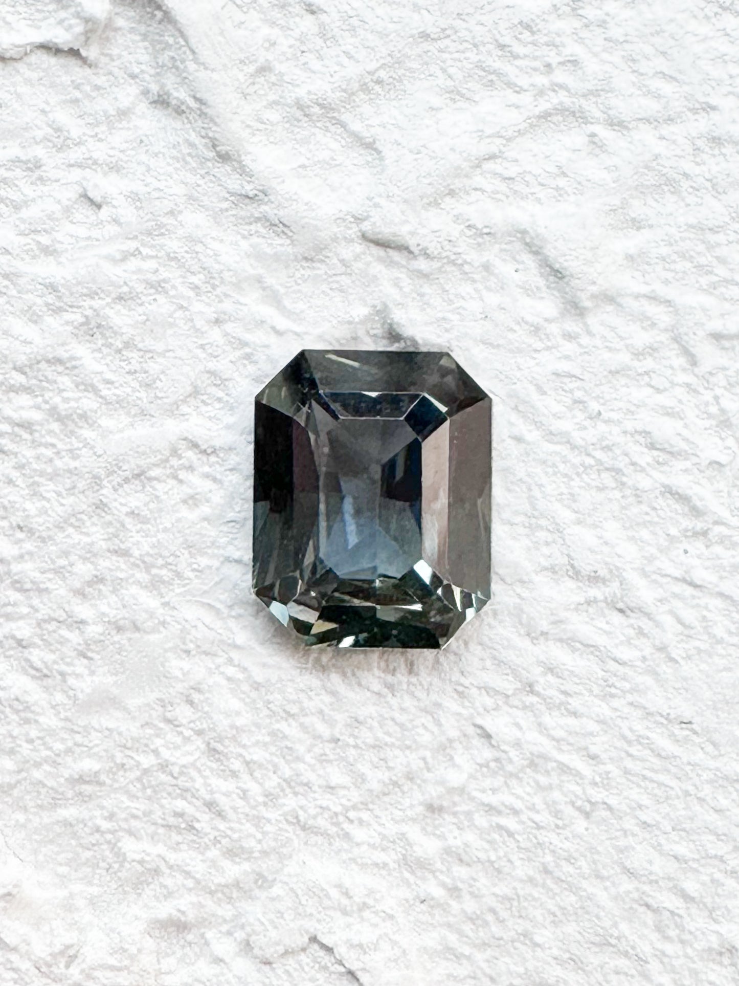 1.10ct Green Sapphire (2390)