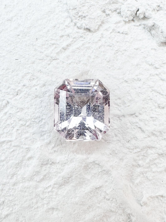 1.65ct Peach Pink Sapphire (2405)