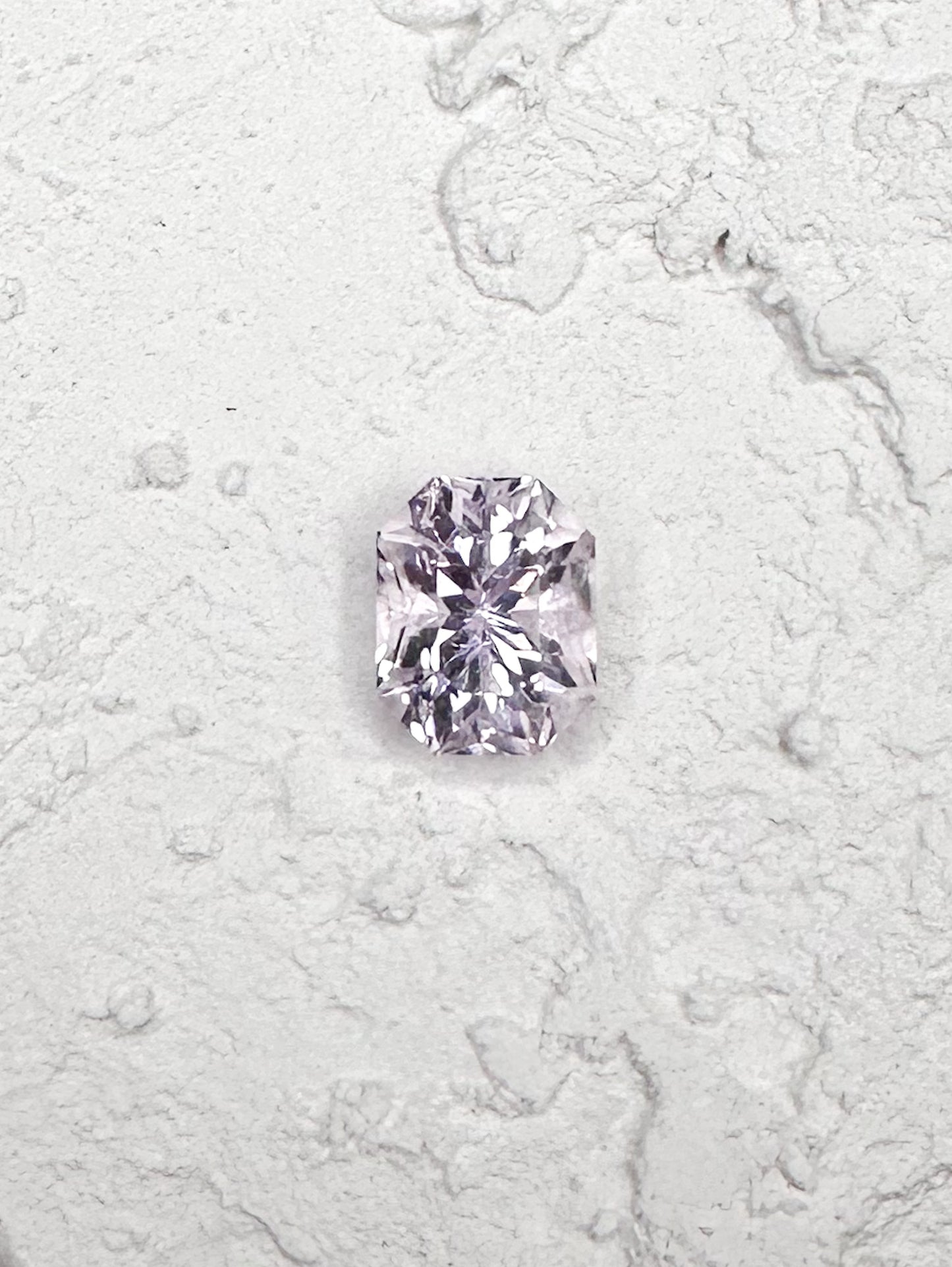 1.67ct Kunzite (3621)