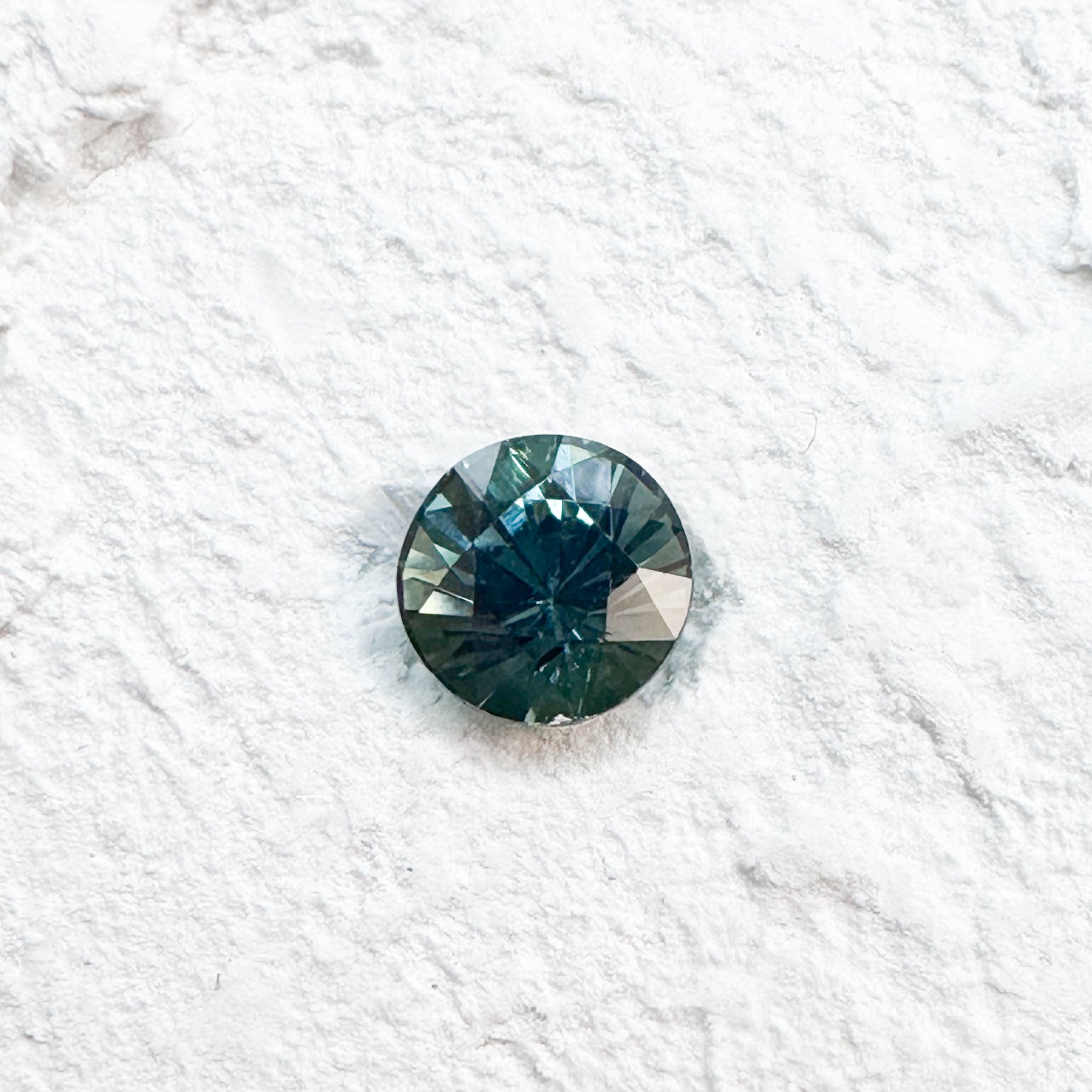 0.80ct Teal Green Sapphire (2368)