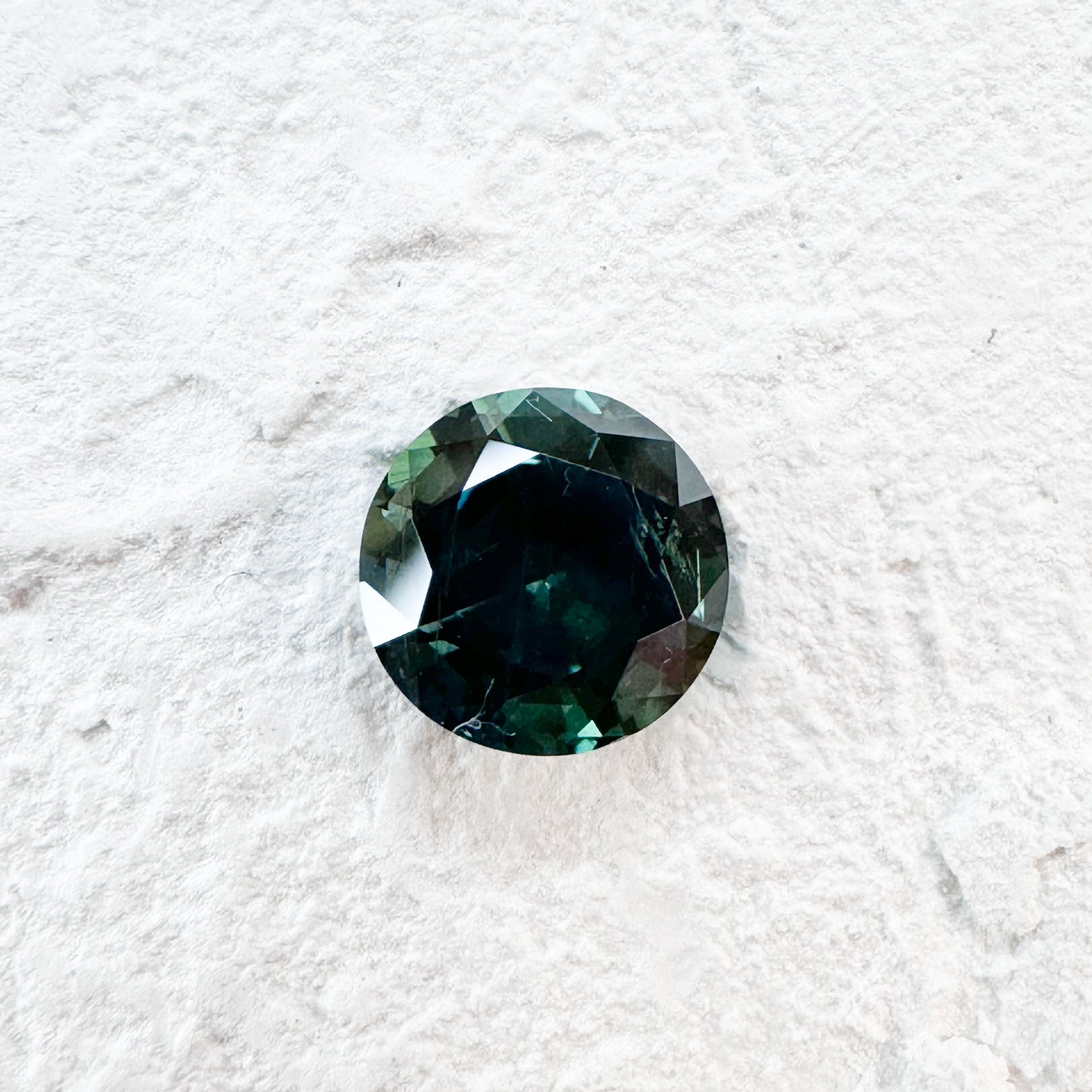0.75ct Teal Green Sapphire (2379)