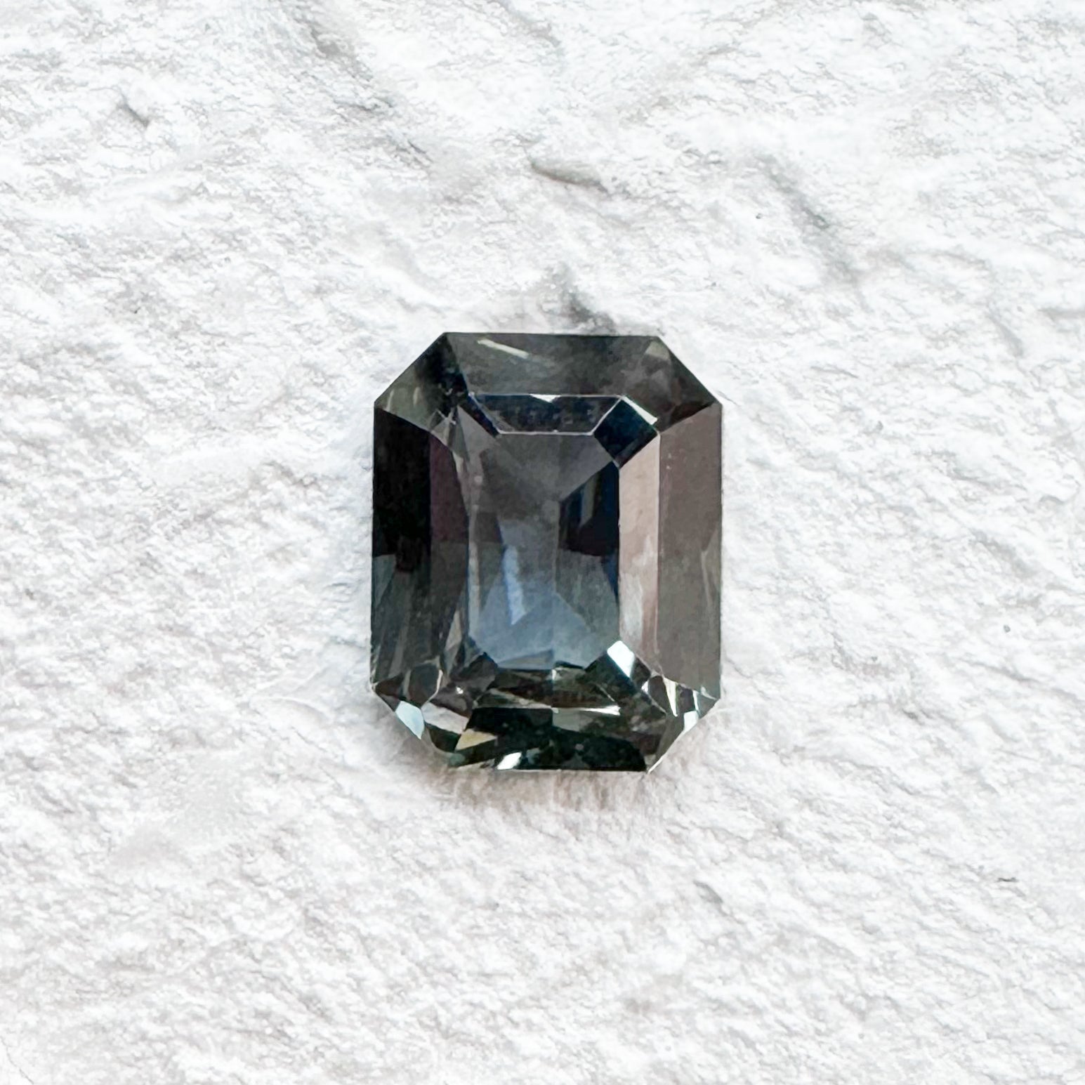 1.10ct Green Sapphire (2390)