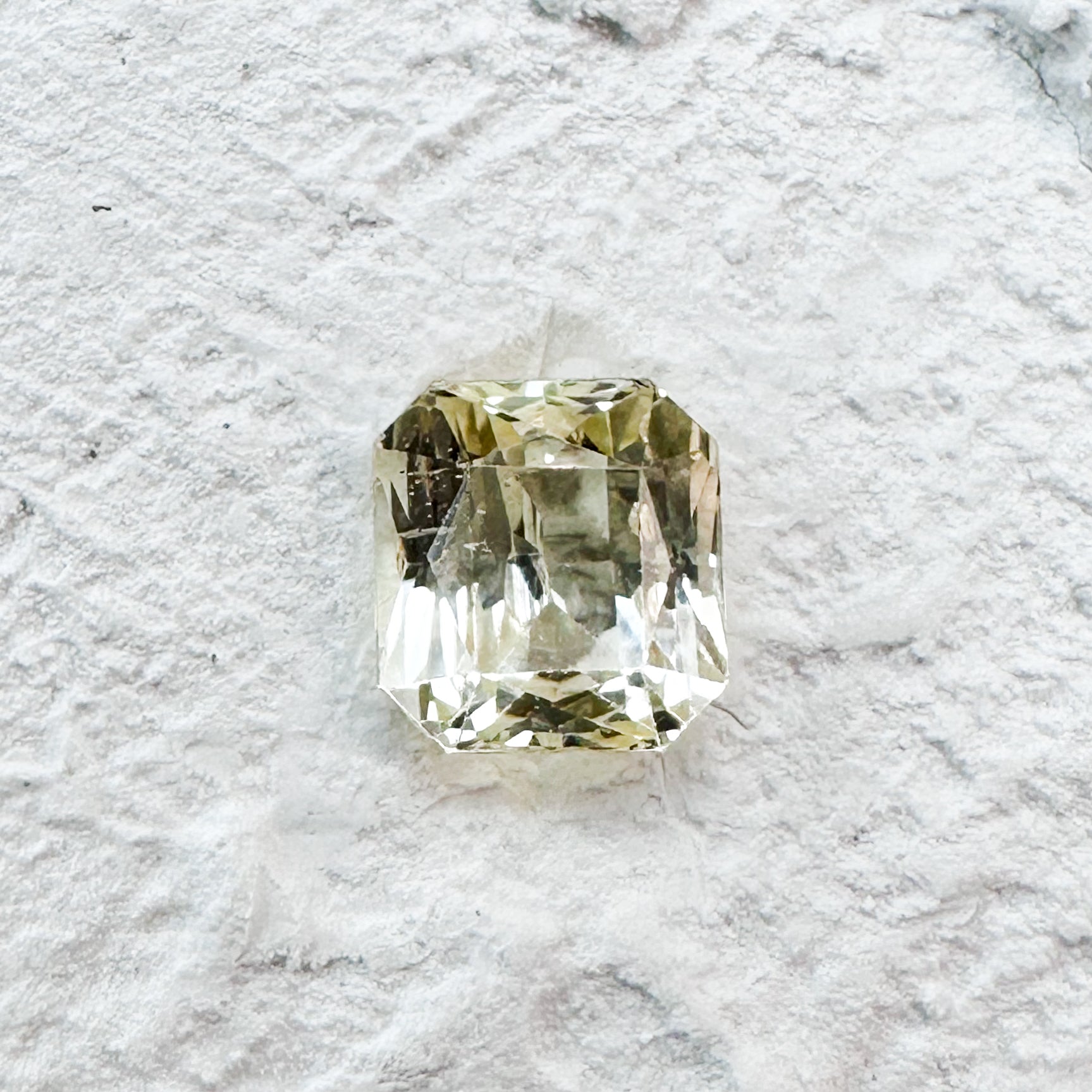 1.53ct Yellow Sapphire (2413)