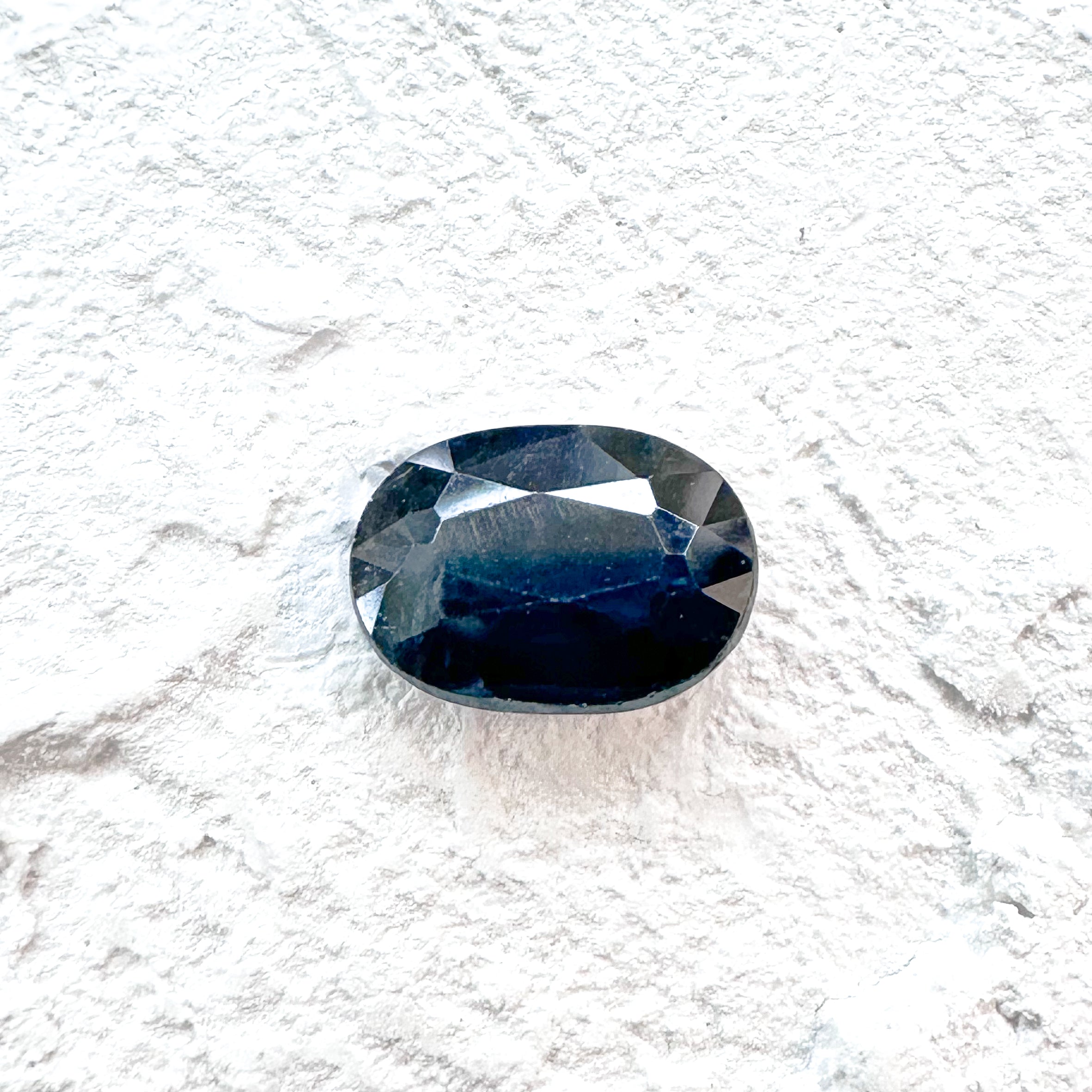 1.72ct Blue Sapphire (2417)