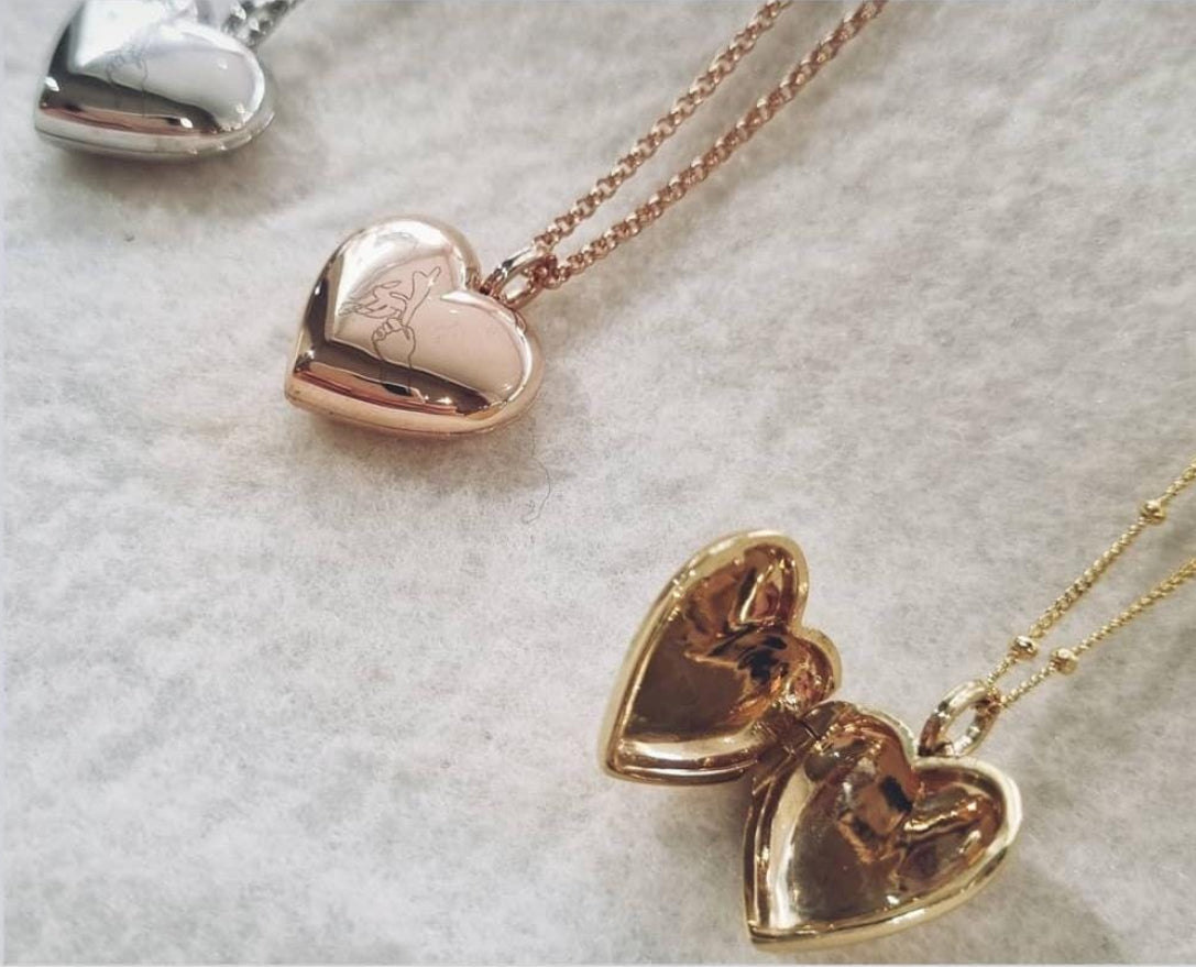 Heartstrings Locket Pendant White