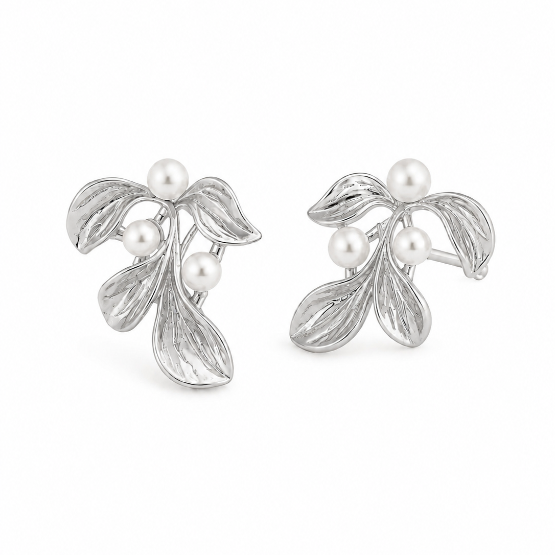 Leavette Studs 18k WG