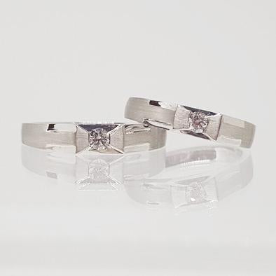 Eternal Knot Bands