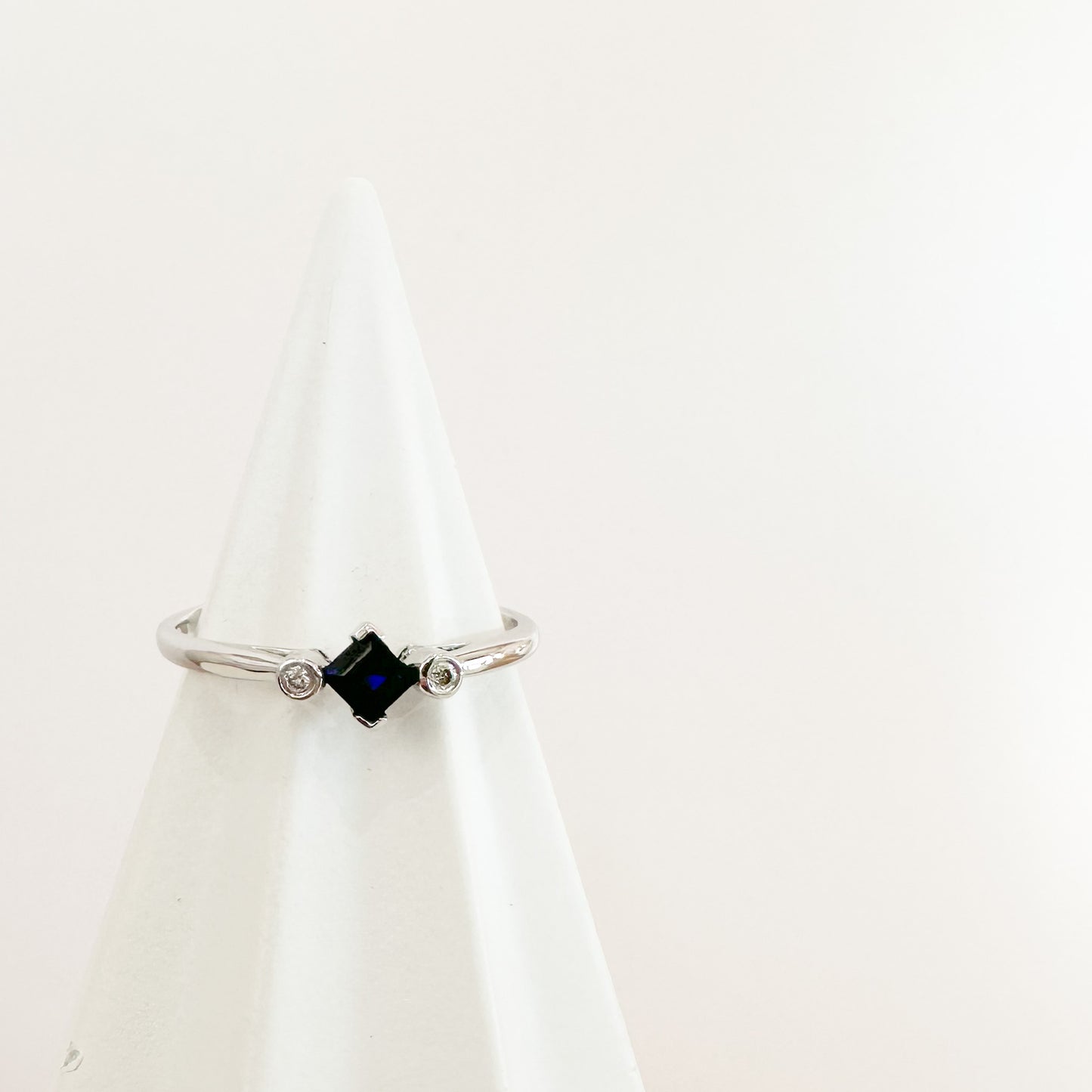 Sapphire Petite Bibelot Ring